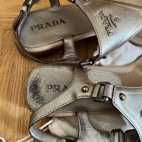 Prada Logo Plaque Metallic Leather Ankle-Strap Thong Sandals Size 7.5 US - Picture 3 of 8